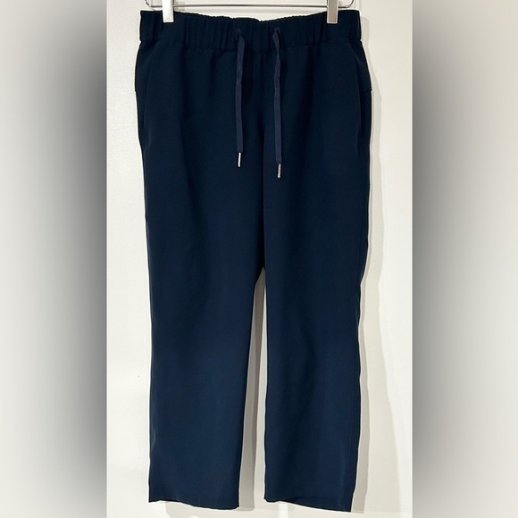 Lululemon On The Fly Crop *Woven‎ 23" True Navy 6 - Picture 4 of 7